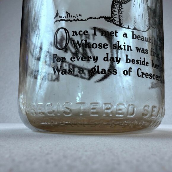 Vintage ACL Crescent Dairy Milk Bottle "It Whips" 1 Quart Glass Clear Black Prin - Picture 6 of 9